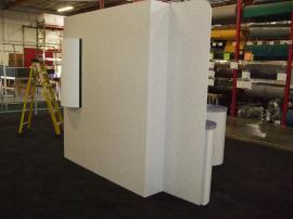 Euro LT Custom Modular Display with Peninsula Counter and Round Pedestal -- Image 2